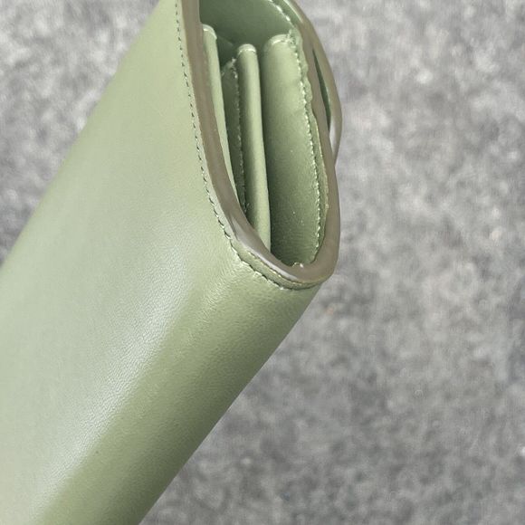 CELINE LARGE WALLET TRIOMPHE IN SHINY CALFSKIN DARK OLIVE Box And Dust Bag - Picture 7 of 16